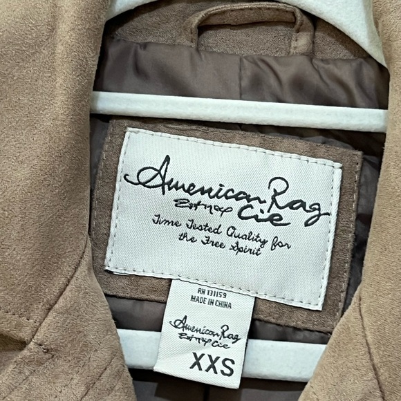 Jacket - Picture 4 of 7